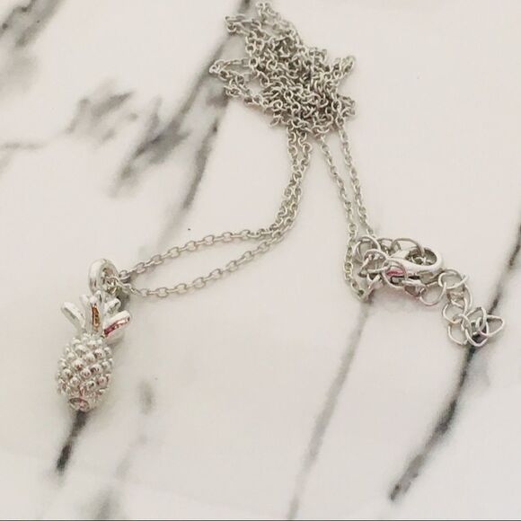 Fine Apple Pineapple Silver Pendant Necklace NWT - Picture 3 of 5